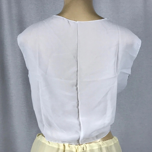Zuliana white front tie sleeveless crop top size XL. Made in USA. New Tags - Picture 3 of 3